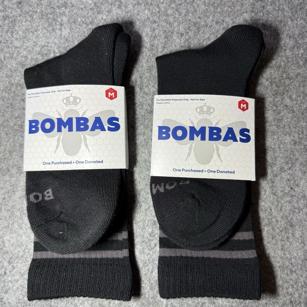 NEW Bombas Black Crew Socks Medium 2 Pairs NWT